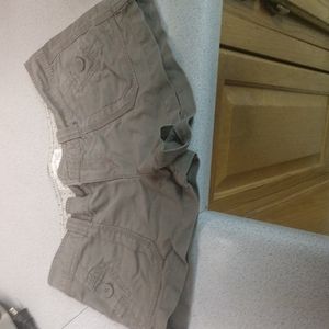 Aeropostale Brand Women's Tan Shorts-Brand New-Size 3/4- NWOT